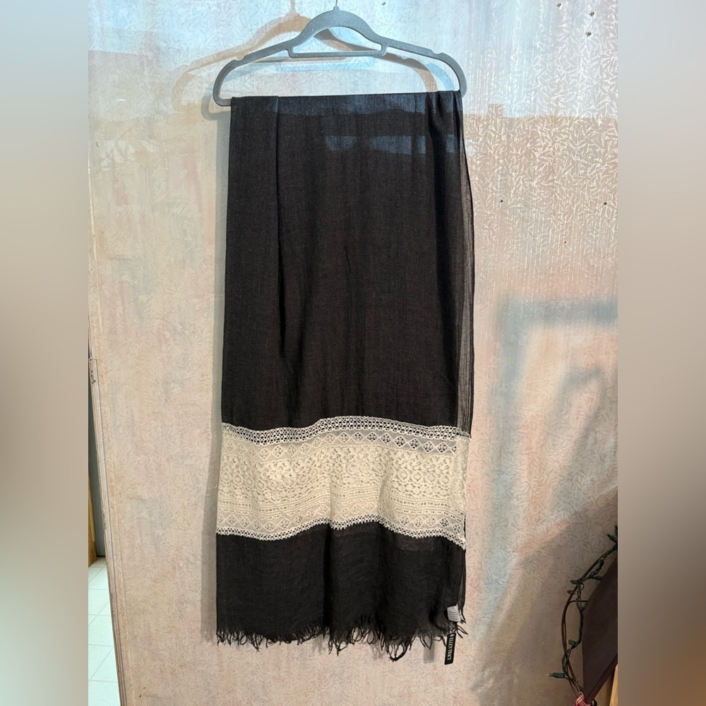 Ellen Tracy Black Scarf with Cream Lace Insets, 42 x 78 Inches, So Soft, Neutral